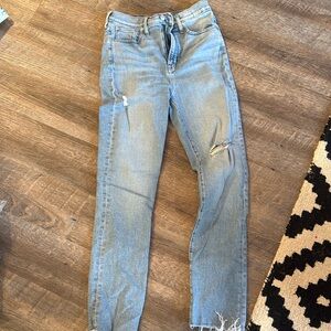 Madewell perfect vintage Jean distressed.